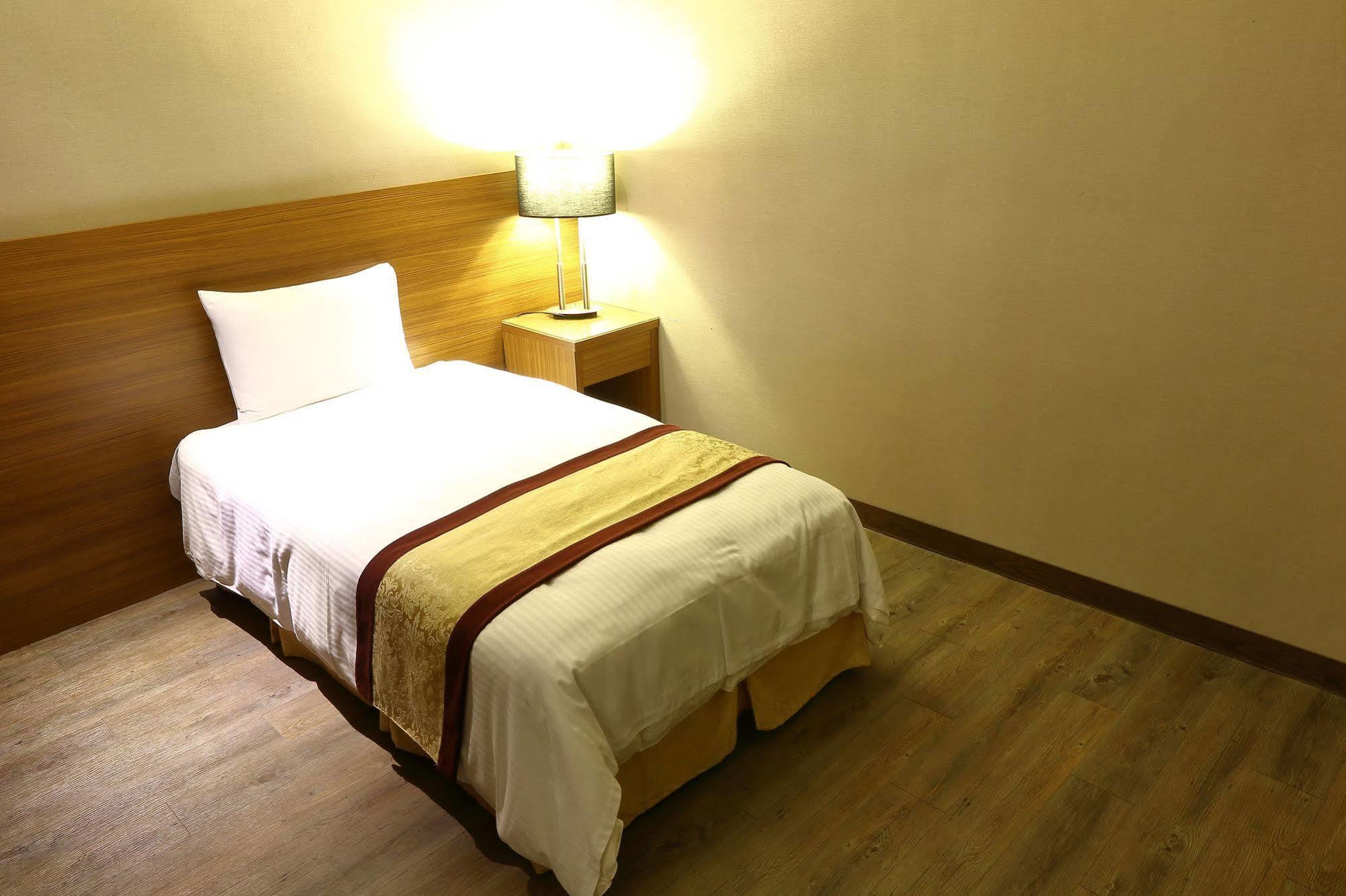 Sankaikan Hotel Puzi Buitenkant foto