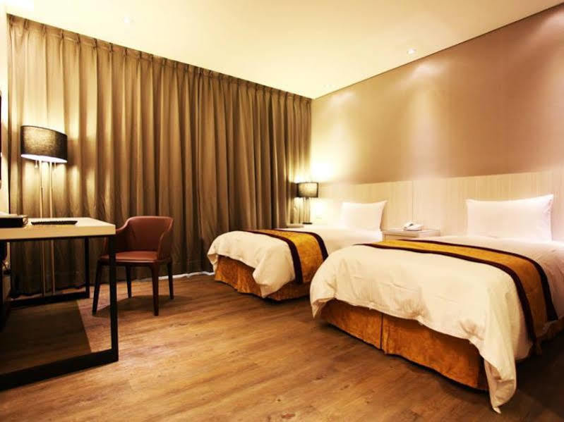Sankaikan Hotel Puzi Buitenkant foto